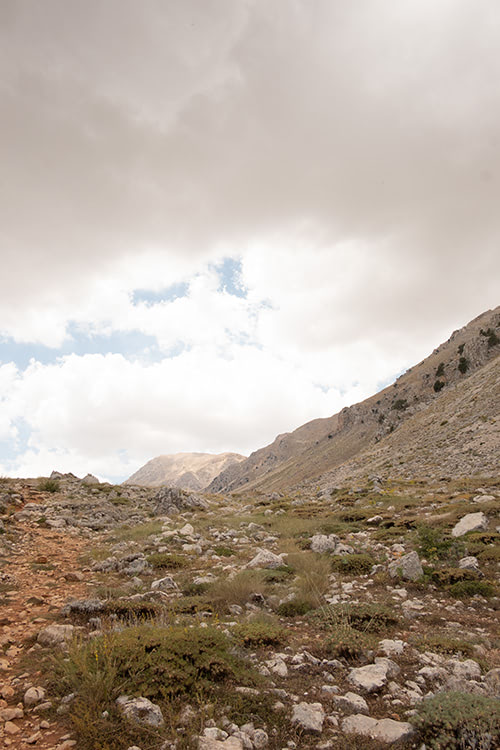 Blick auf weitentfernten Berg